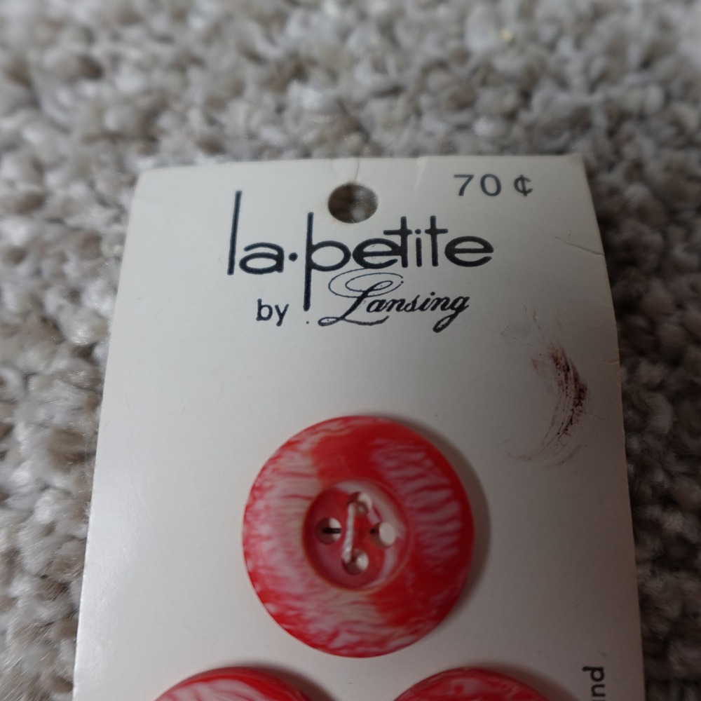 Vintage La Petite Lansing Red White Marbled Buttons 3/4 Inch 3 Count Holland - Picture 3 of 3